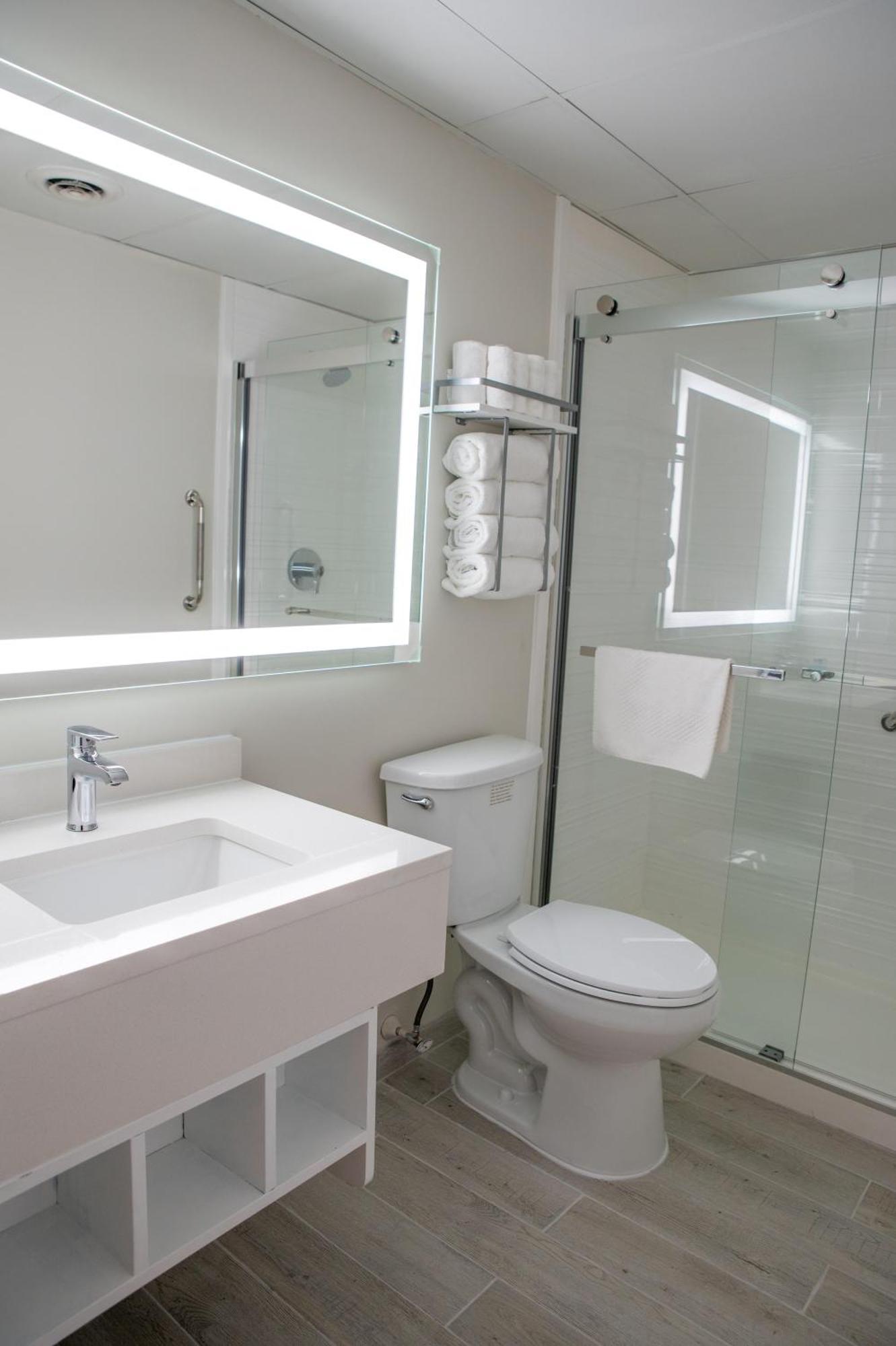 Heritage House Inn On Cape Cod Hyannis Extérieur photo